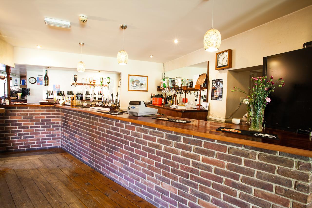 The Half Moon Hotel Petersfield Bagian luar foto