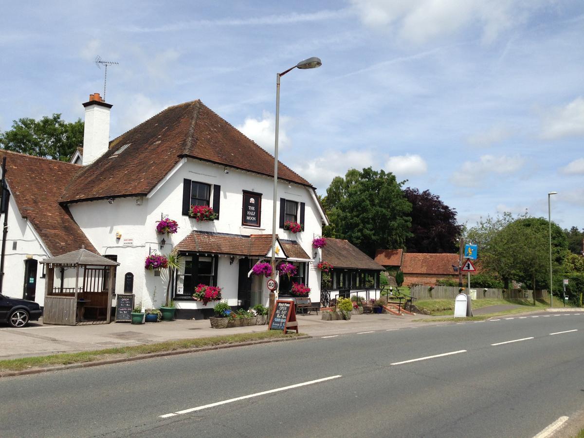 The Half Moon Hotel Petersfield Bagian luar foto