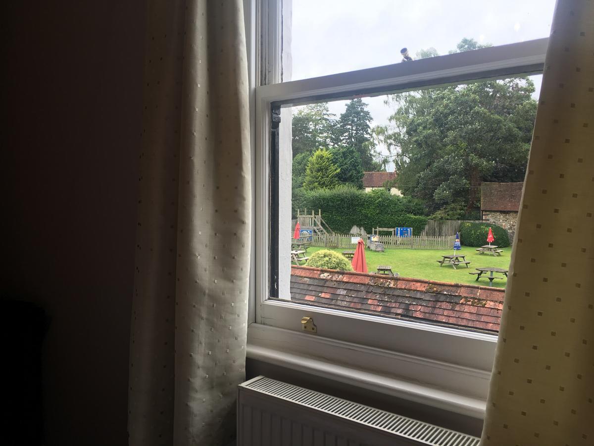 The Half Moon Hotel Petersfield Bagian luar foto